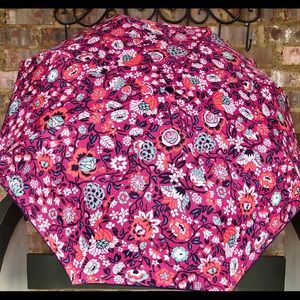 Vera Bradley Bloom Berry Umbrella NWT